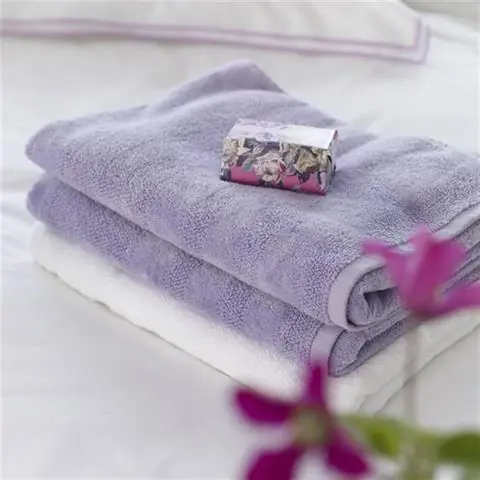 RĘCZNIK CONISTON LILAC | DESIGNERS GUILD Bezpieczna płatność